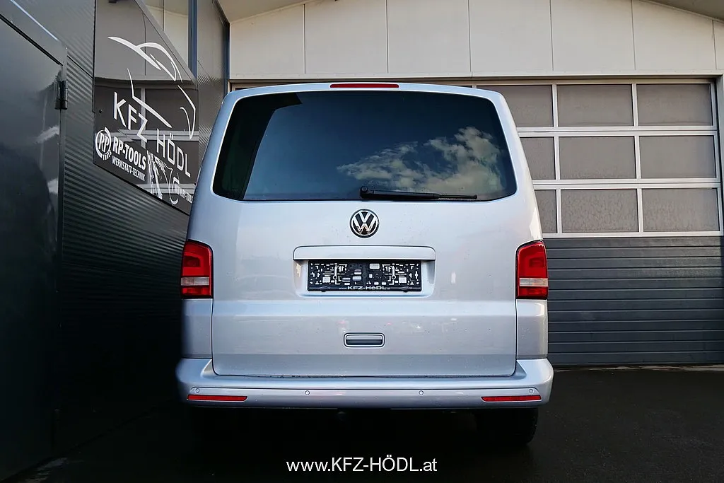 Volkswagen Caravelle Comfortline 2,0 BMT BiTDI D-PF DSG Image 4